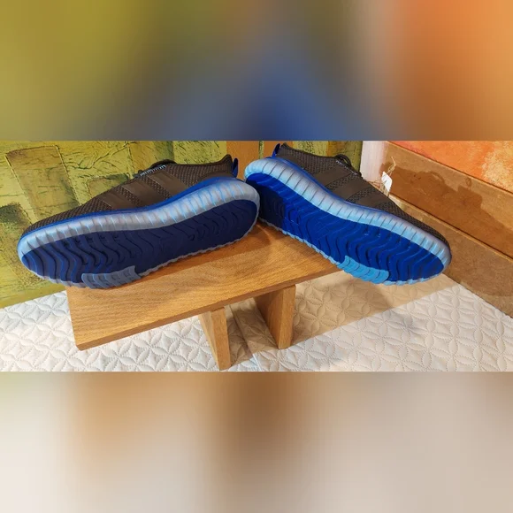 adidas Black and Blue Athletic Shoes - Picture 3 of 8